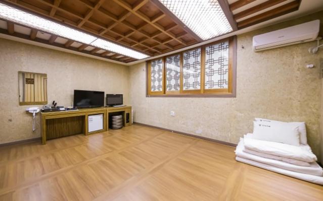 Jeonju Hanok Hotel Kung Kültér fotó