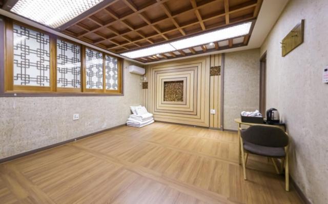 Jeonju Hanok Hotel Kung Kültér fotó