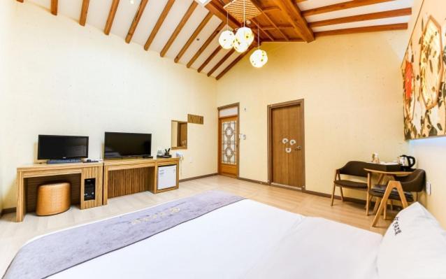 Jeonju Hanok Hotel Kung Kültér fotó