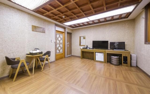 Jeonju Hanok Hotel Kung Kültér fotó