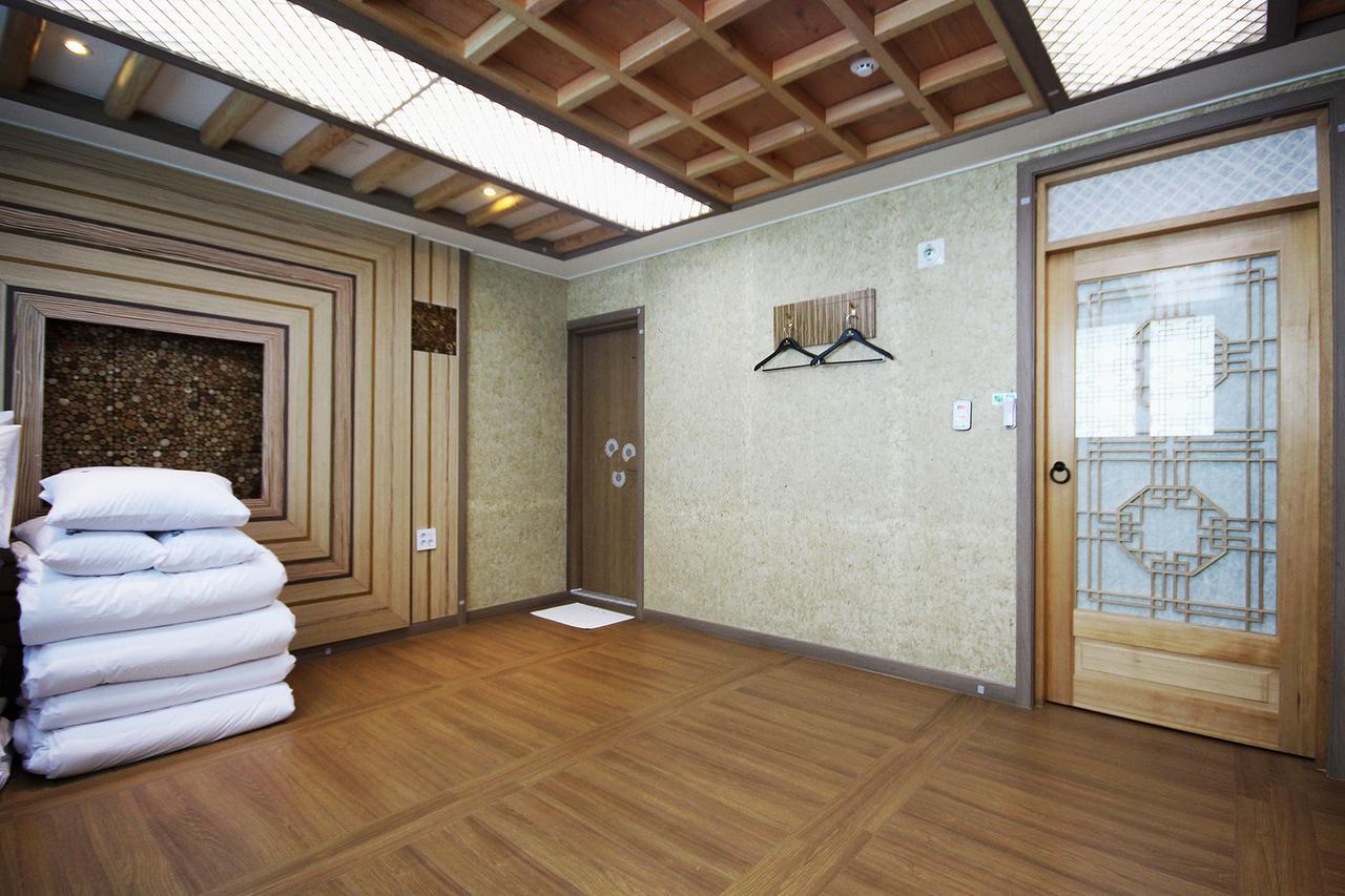 Jeonju Hanok Hotel Kung Kültér fotó