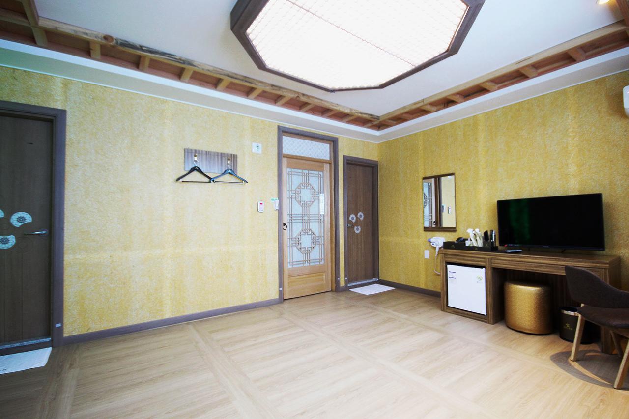 Jeonju Hanok Hotel Kung Kültér fotó